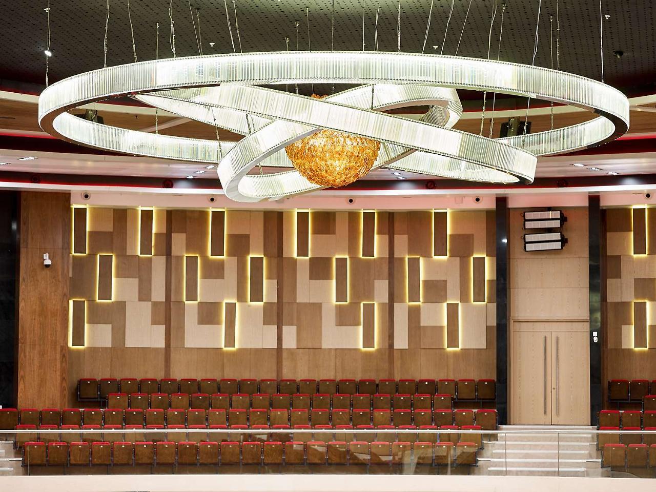 Radisson Blu Hotel & Convention Centre Kigali Exterior photo The interior of the main hall