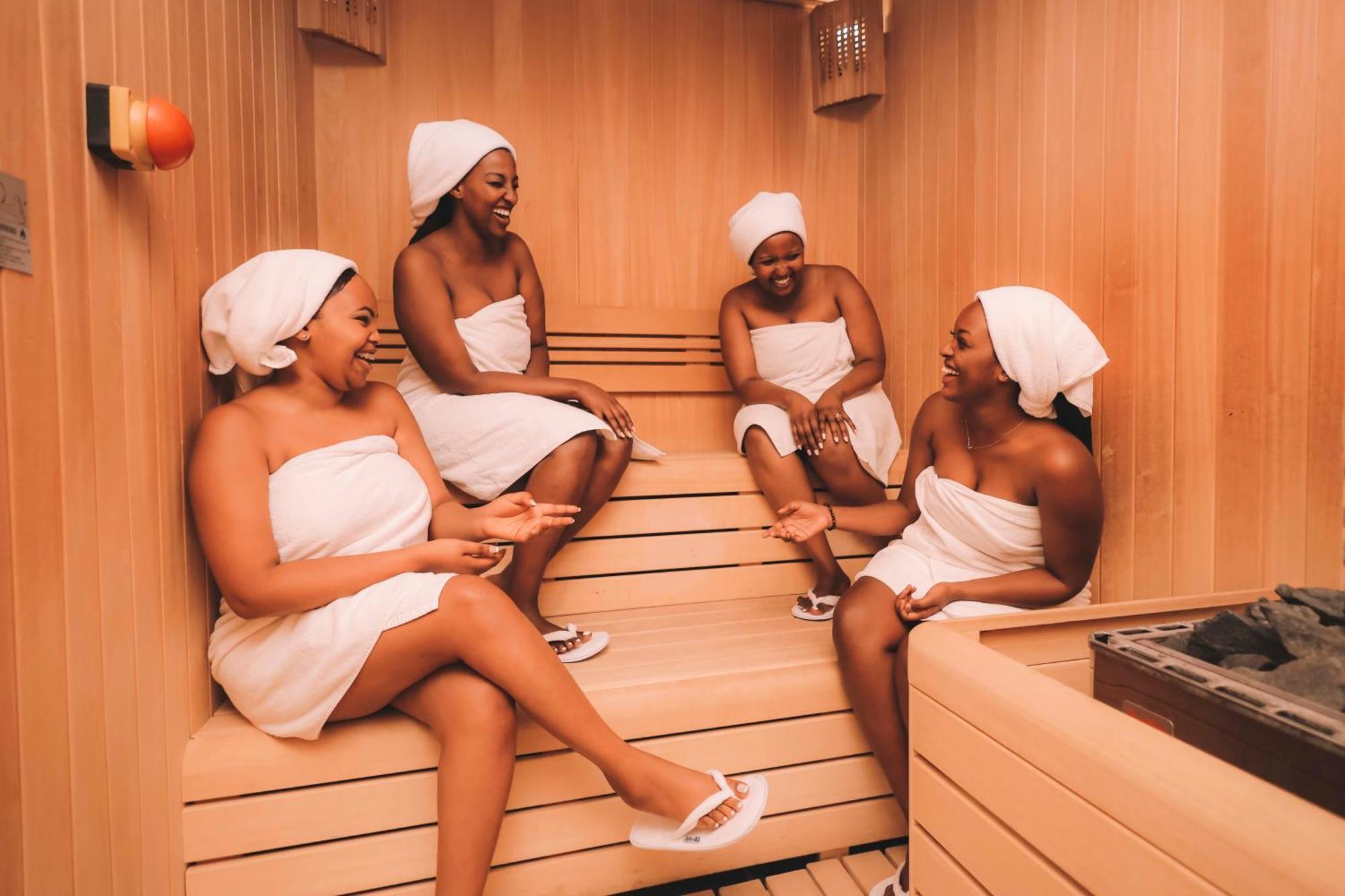 Radisson Blu Hotel & Convention Centre Kigali Exterior photo Sauna